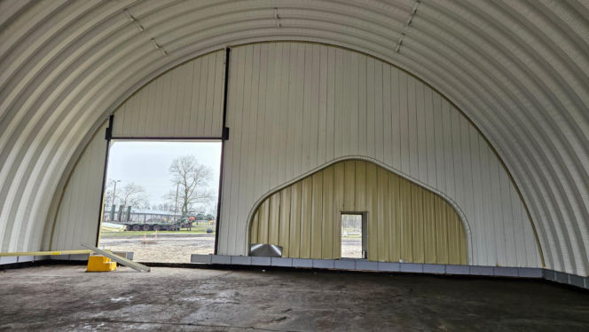 Szybka budowa schronów i hangarów dzięki UBM. Saperzy z 2. Pułku Inżynieryjnego kończą szkolenie