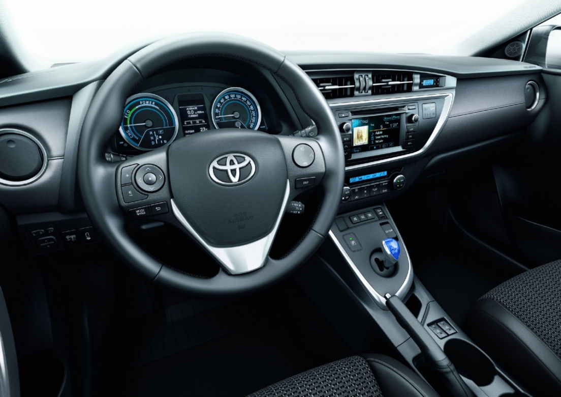 Toyota Auris II Hybrid