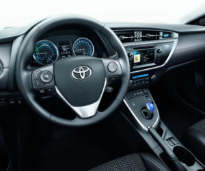 Toyota Auris II Hybrid