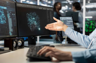 ChatGPT ma poważną konkurencję. Czy Claude prześcignie giganta? 