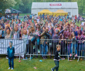 Lublin „wybuchł” kolorami! Zobaczcie zdjęcia z Holi Festival