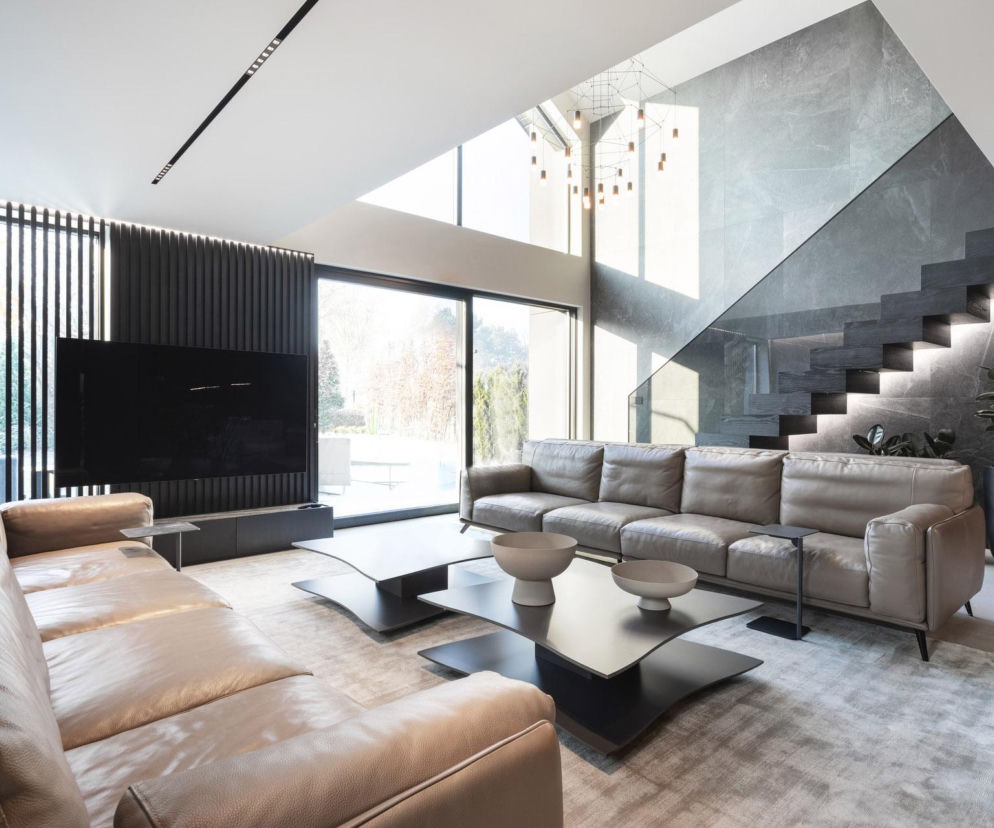 200-metrowy dom na Woli Justowskiej w Krakowie. Aranżacja w stylu quiet Luxury