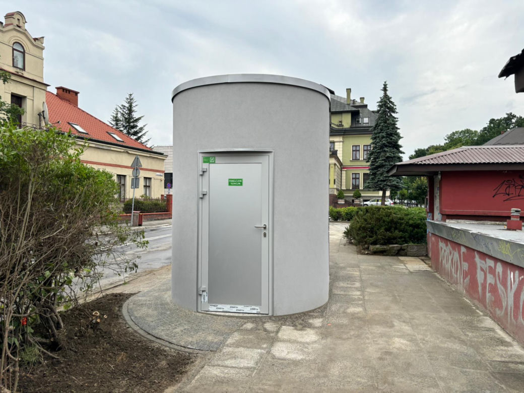 Nowa toaleta w centerum Nowego Sącza