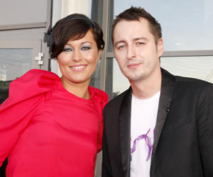 Tak na początku kariery wyglądał Piotr Kędzierski. Dziś trudno go rozpoznać na starych zdjęciach