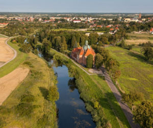 Braniewo z lotu ptaka. Jak wygląda jedno z najstarszych miast w Polsce? Zobacz ZDJĘCIA!