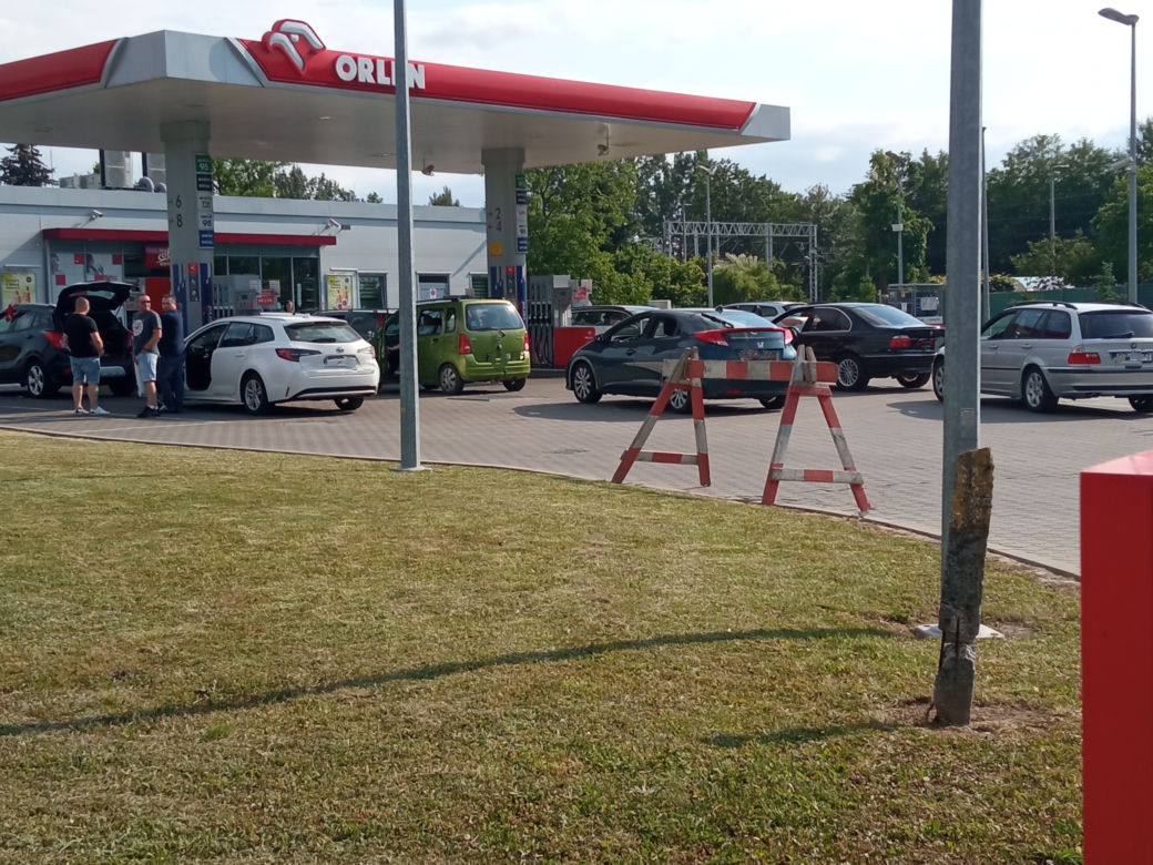 Blokada stacji Orlen w Rzeszowie. „Tylko myję szybę” 
