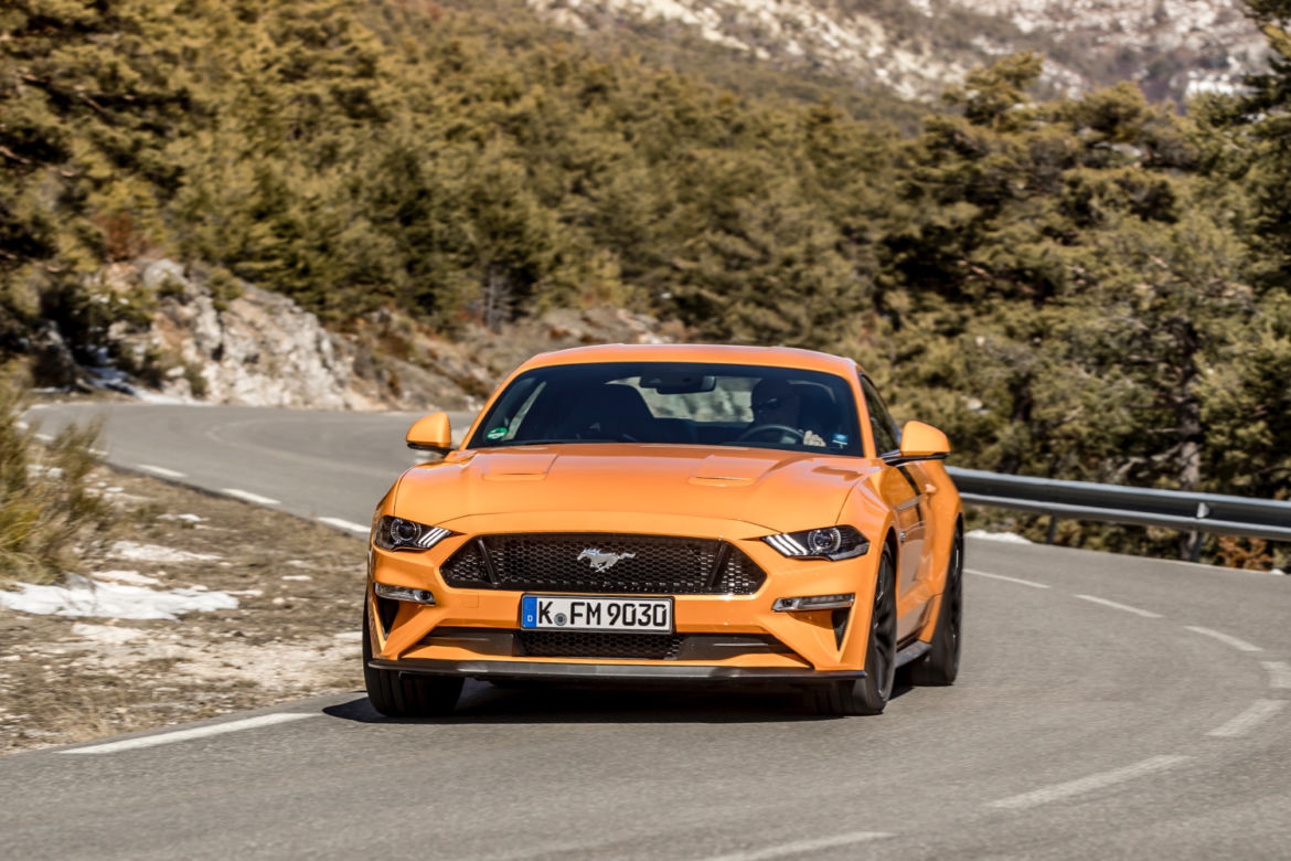2018 Ford Mustang GT 5.0 V8 450 KM