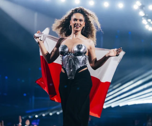 Alicja Szemplińska z polską flagą w wielkim finale. Tak wyglądała