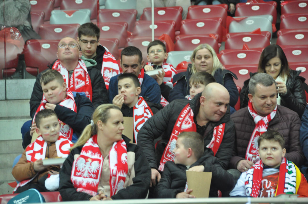 Polska - Litwa na PGE Narodowym. Zdjęcia kibiców