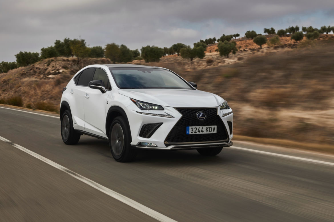 Lexus NX 300h F SPORT