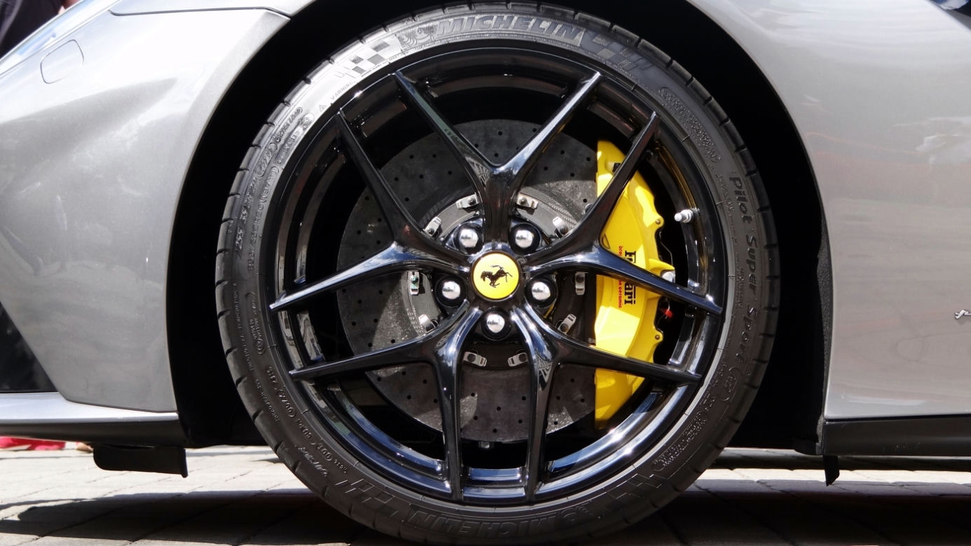 Kawalkada Ferrari przez Polskę 2015