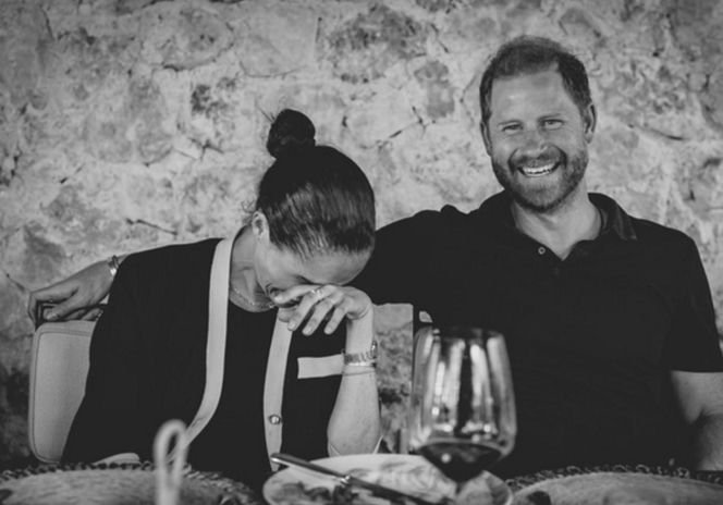 Meghan Markle pokazała się w skąpym kostiumie! Rajskie wakacje z rodziną