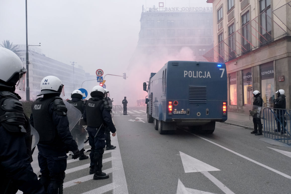 Policjanci zabezpieczali Marsz Niepodległości