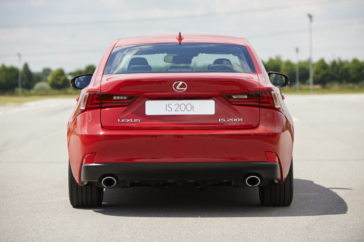 Lexus IS200t
