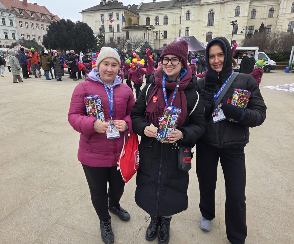 34. Finał WOŚP w Bydgoszczy przyciągnął tłumy! Blisko 700 wolontariuszy na ulicach