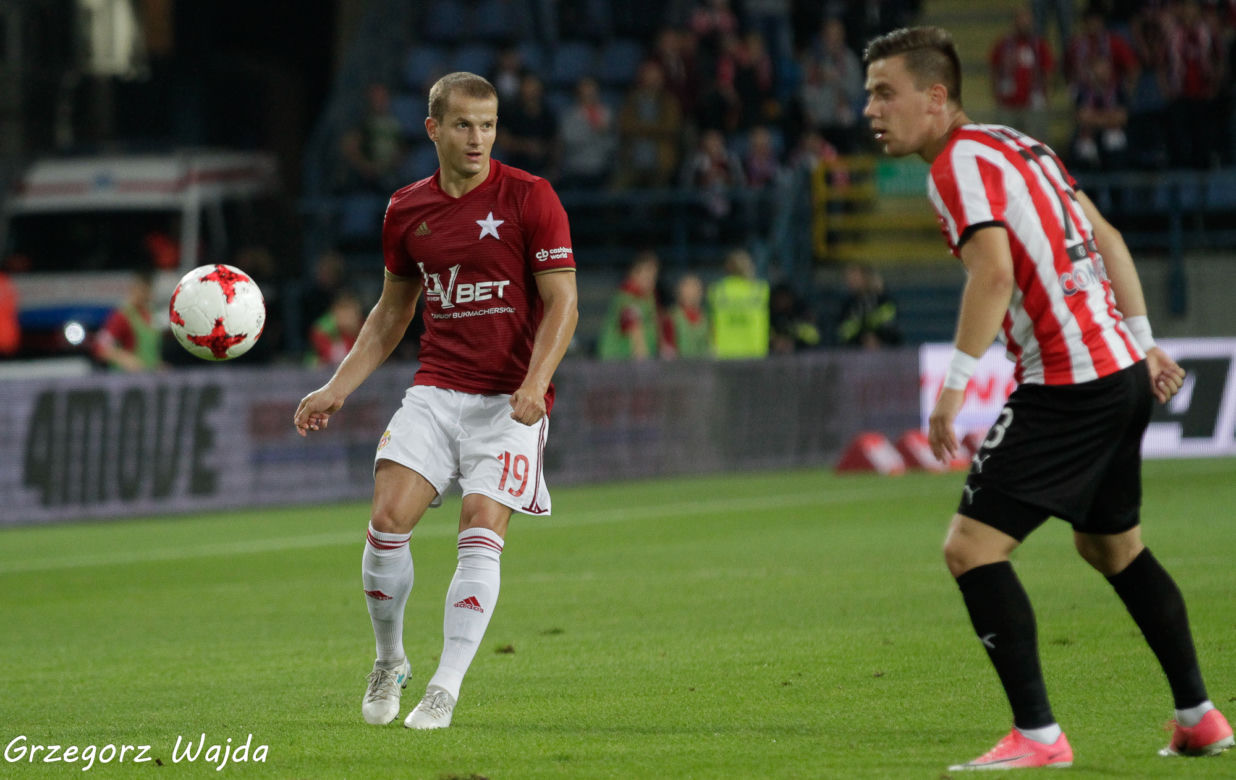 Derby Krakowa zwycięskie dla Wisły: Zobacz zdjęcia z meczu! [GALERIA, AUDIO]