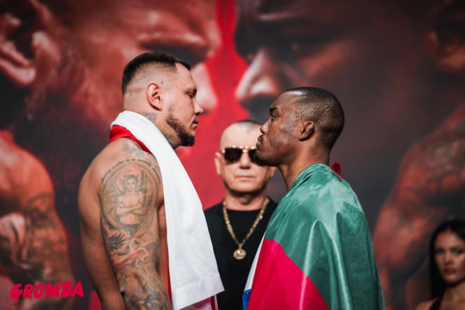 Ring girls Gromda 24