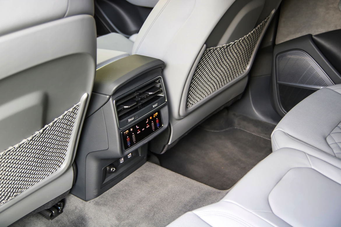 Audi Q8 50 TDI quattro tiptronic 