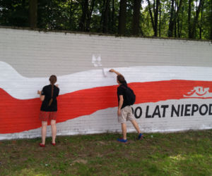 biało - czerwony mural