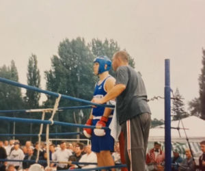 Karol Nawrocki kończy 43 lata! Zobacz, jak wyglądał w dzieciństwie