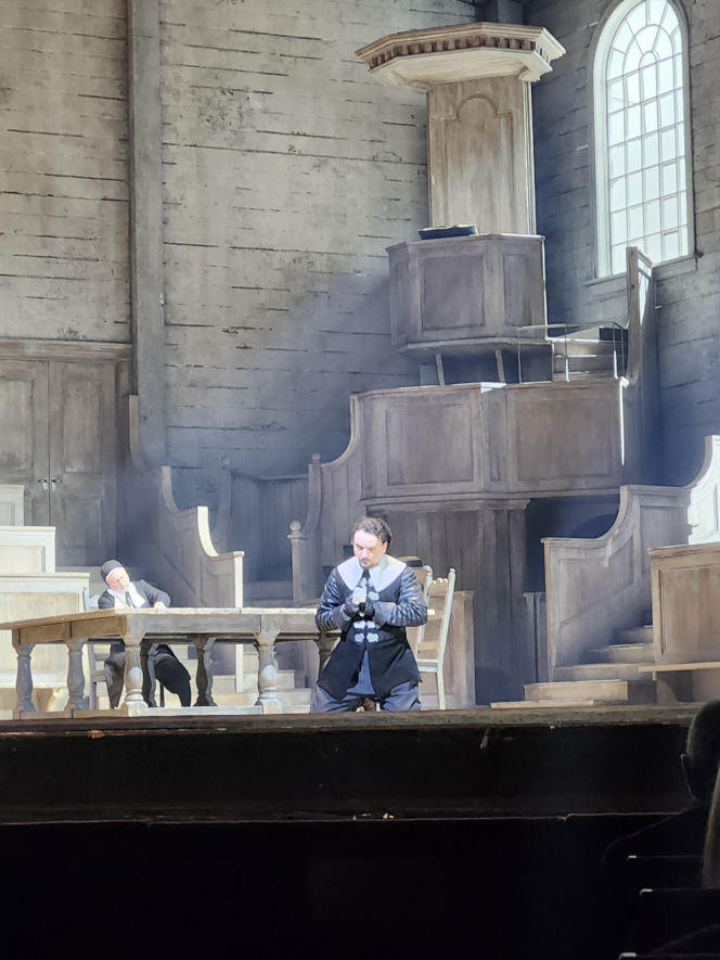 Artur Ruciński zaśpiewał jedną z głównych ról w "Purytanach" w Met