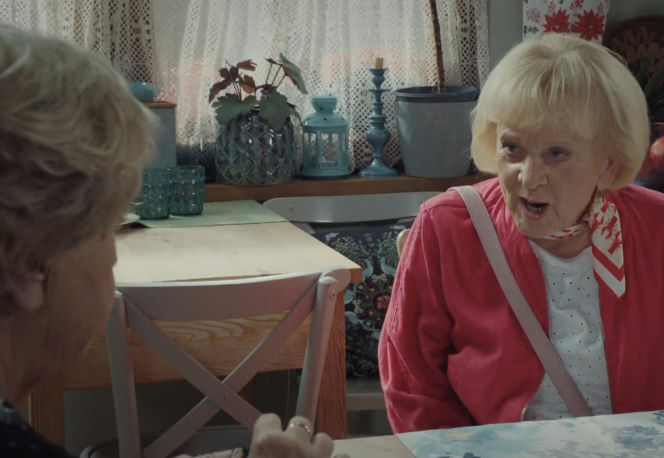 M jak miłość, odcinek 1910: Barbara (Teresa Lipowska), Kisielowa (Małgorzata Rożniatowska)