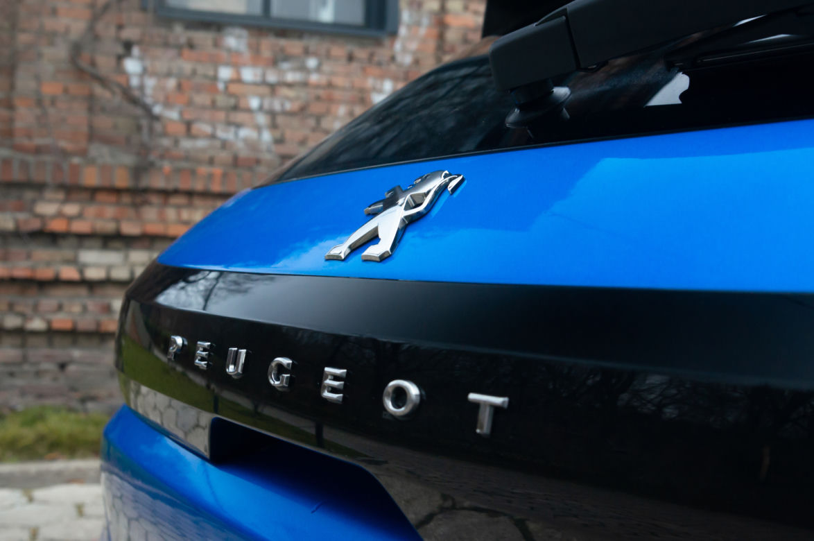 Peugeot 208 GT Line PureTech 130 S&S EAT8