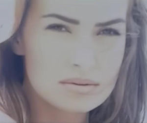 Agnieszka Maciąg w teledyskach De Mono