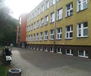 II tura wyborów prezydenckich w Warsszawie - komisja wyborcza o 7 rano