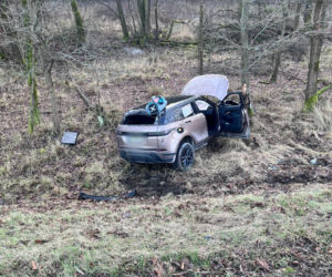 Karambol pod Wyszkowem! Cztery auta rozbite, droga zablokowana