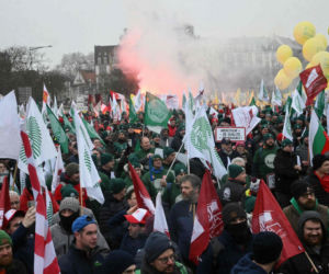 Wielkie protesty rolników w Europie! Zatrzymano Polaków