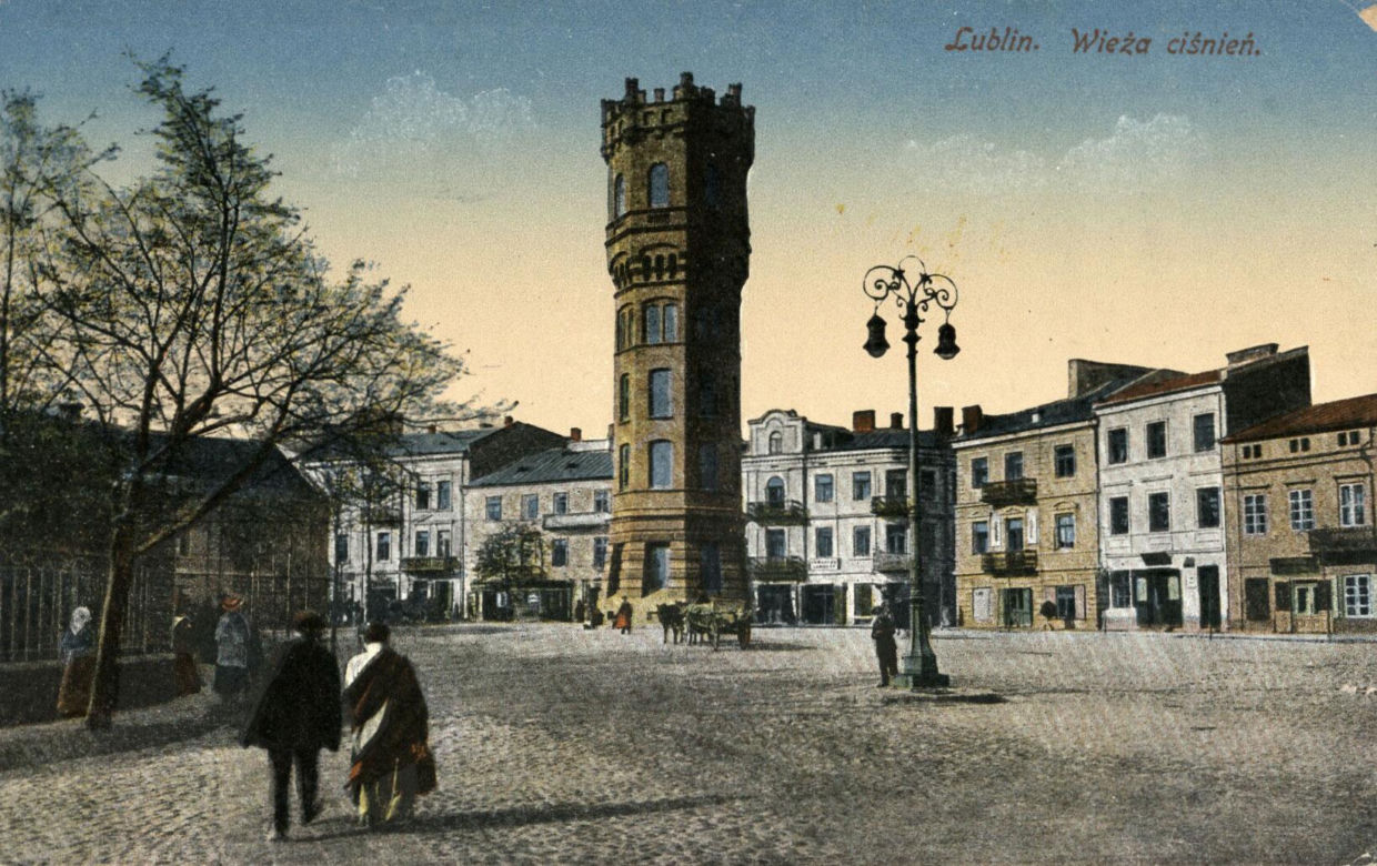 Plac Wolności i jego okolice 100 lat temu oraz w 2024 roku