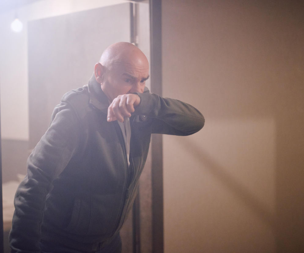 Brygida męczy Kluska, Agierowa rzuca się na Boską, a w pensjonacie Romana i Honoraty wybucha pożar.