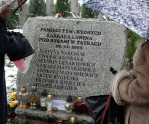 Tragedia pod Rysami: Lawina zabiła osiem osób. Licealiści z Tychów nie mieli szans