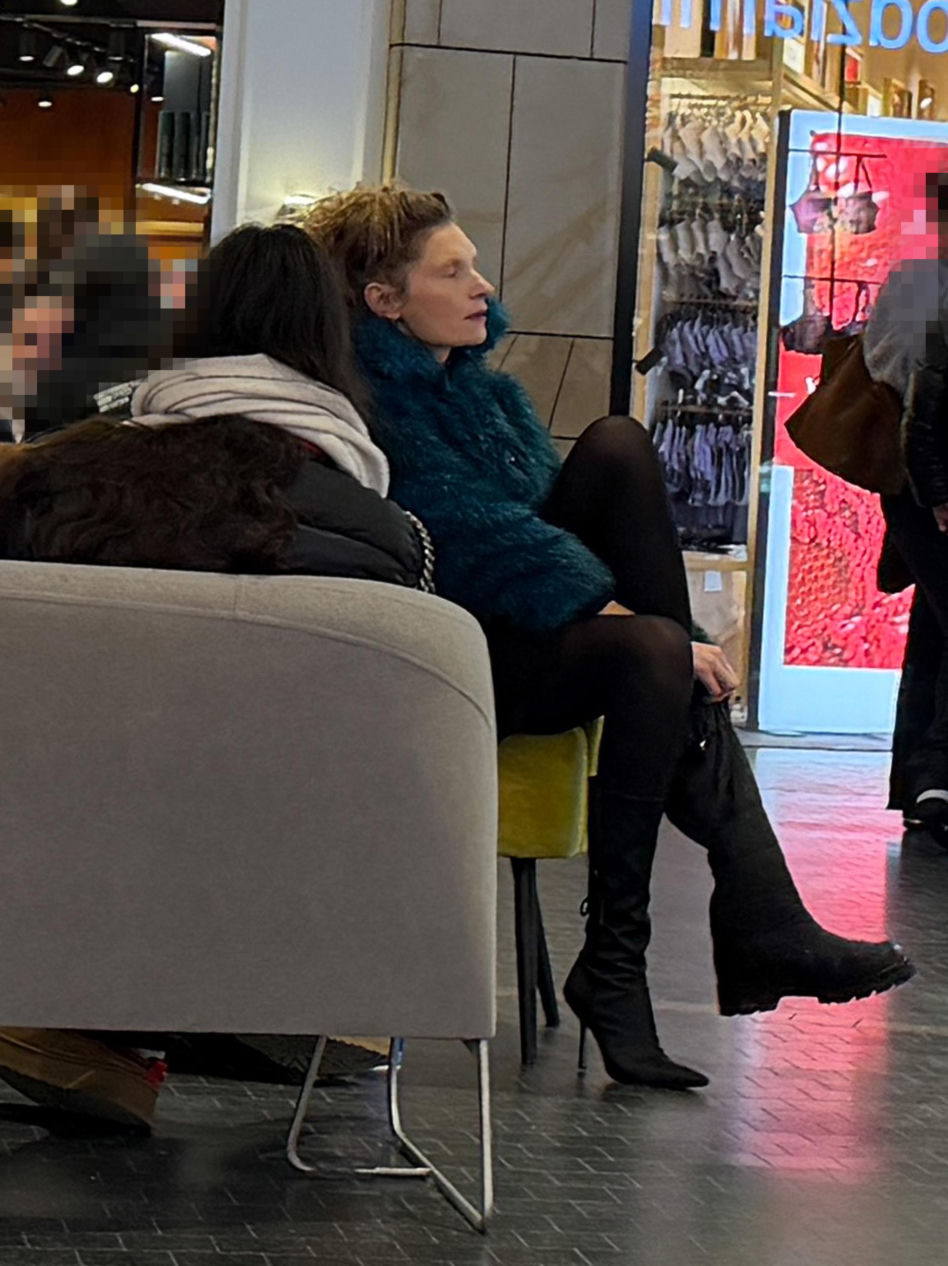 Agata Buzek na zakupach