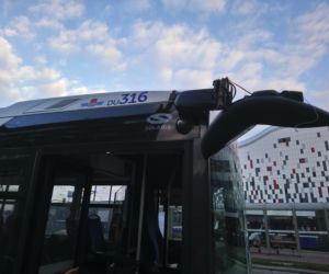 Kraków: Poważny wypadek na rondzie Grunwaldzkim. Karetka zderzyła się z autobusem