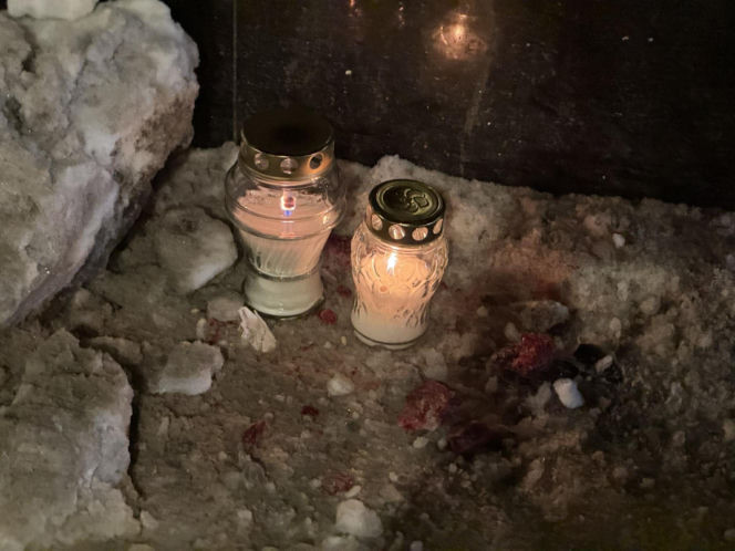 Zginął mały chłopiec. W miejscu tragedii zapłonęły znicze. Warszawa wstrząśnięta wypadkiem na Grochowskiej