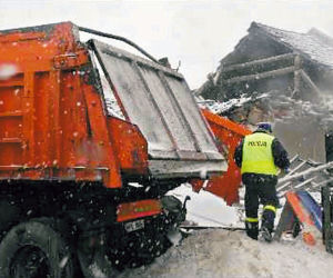 30 ton soli wjechało w nasz dom