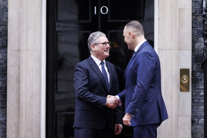 Karol Nawrocki, Keir Starmer