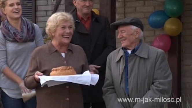 M jak miłość odc. 1113. Barbara (Teresa Lipowska), Lucjan (Witold Pyrkosz)