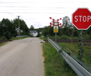 Życie ich rozłączyło, połączyła śmierć - Rzucili się pod pociąg, bo nie mogli być razem?