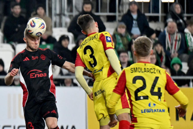 Wielka awantura na meczu Korona - Radomiak