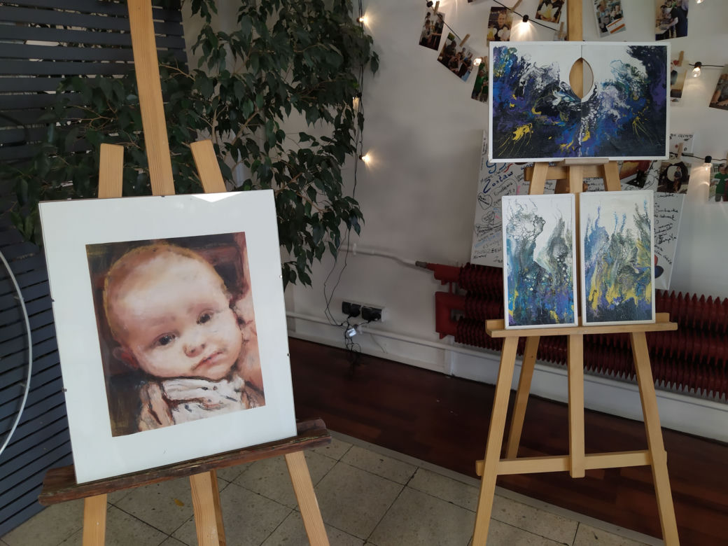 Fotorelacja z wernisażu wystawy prac malarskich Tomasza Stańczuka w Cafe Fryderyk Siedlce