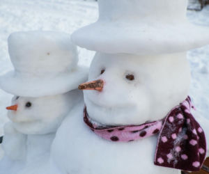 Wyjątkowe śniegowe rzeźby w Warszawie