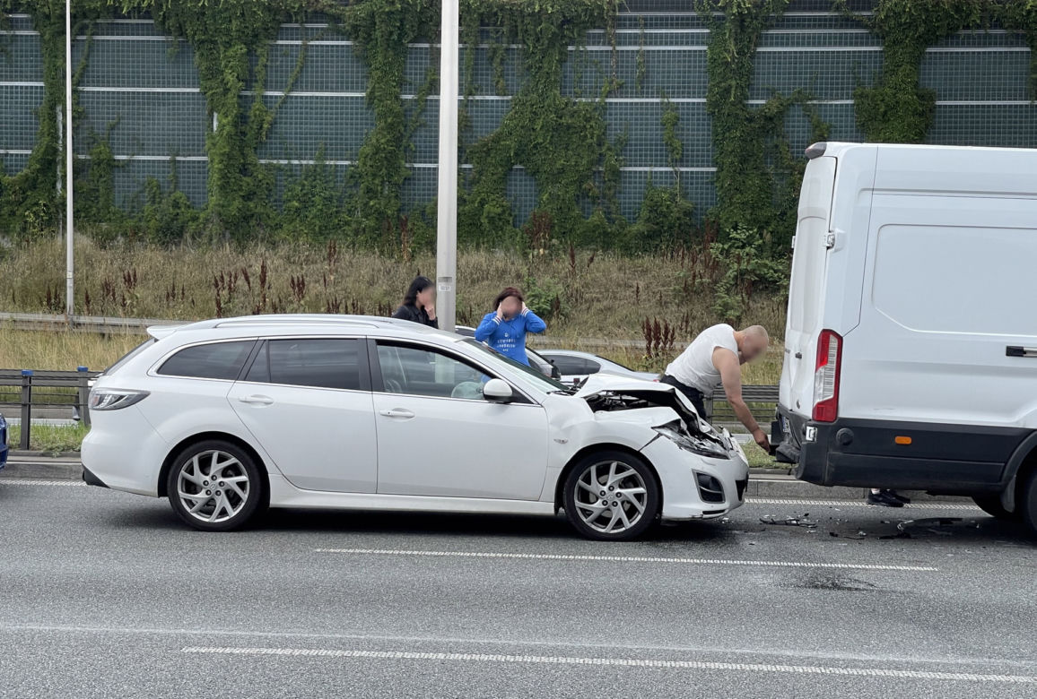 Karambol na trasie S8. Zderzyło się 10 aut