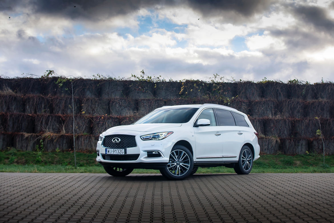 Infiniti QX60 Hi-Tech 3.5 V6 262 KM CVT