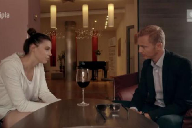 To nie koniec świata odc. 5. Paweł Anuszkiewicz (Krystian Wieczorek), Anka Szostakowska (Karolina Gorczyca)