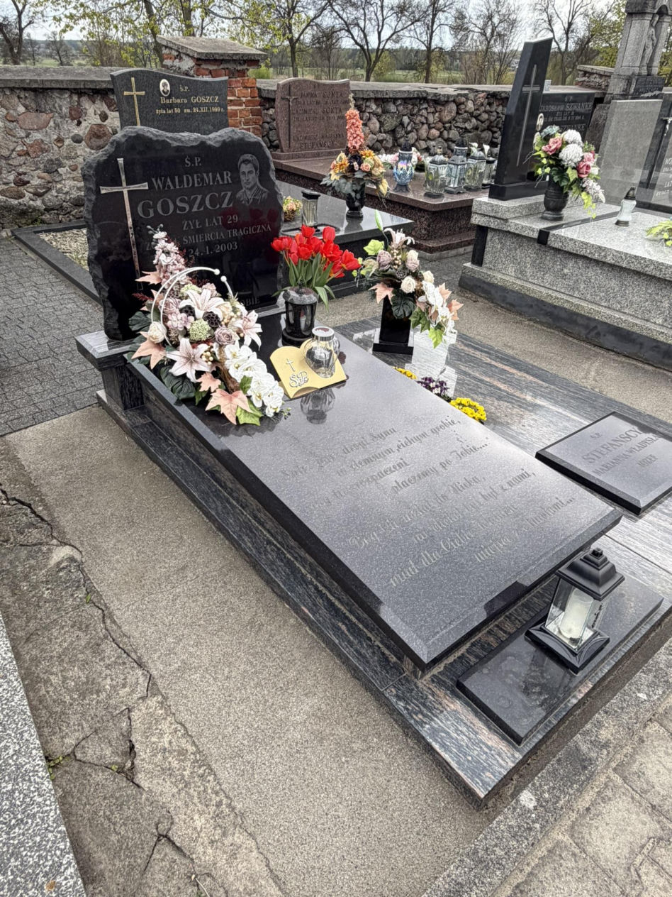 Grób Waldemara Goszcza