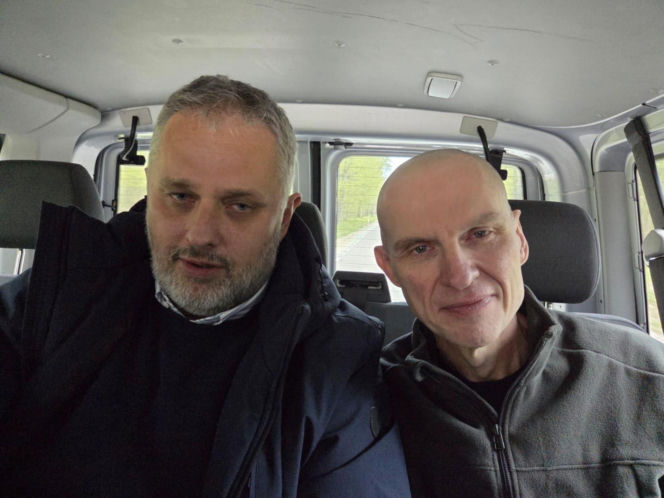 Andrzej Poczobut już w Warszawie. Jest w szpitalu MSWiA na badaniach lekarskich