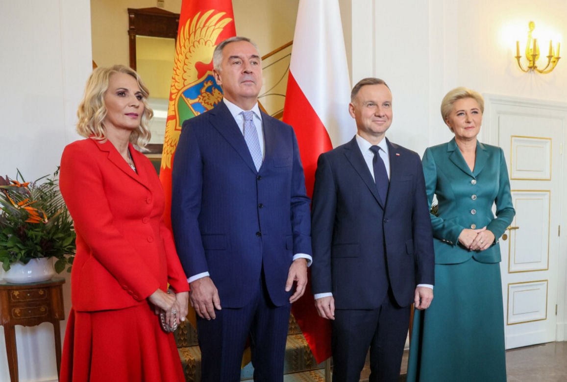 Agata Duda i pierwsza dama Czarnogóry w takich samych strojach. Która wypadła lepiej?